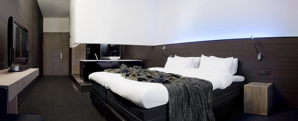 גנק Carbon Hotel מראה חיצוני תמונה