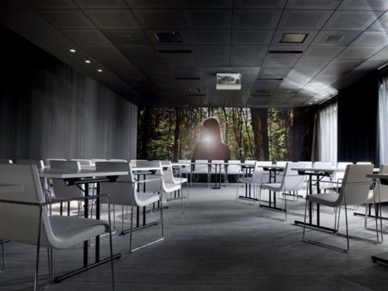 גנק Carbon Hotel מראה חיצוני תמונה