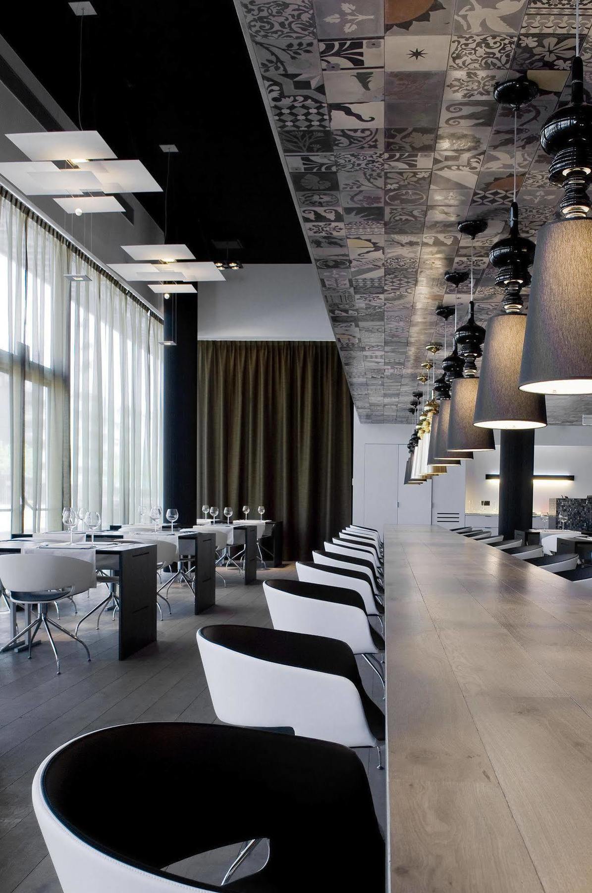 גנק Carbon Hotel מראה חיצוני תמונה