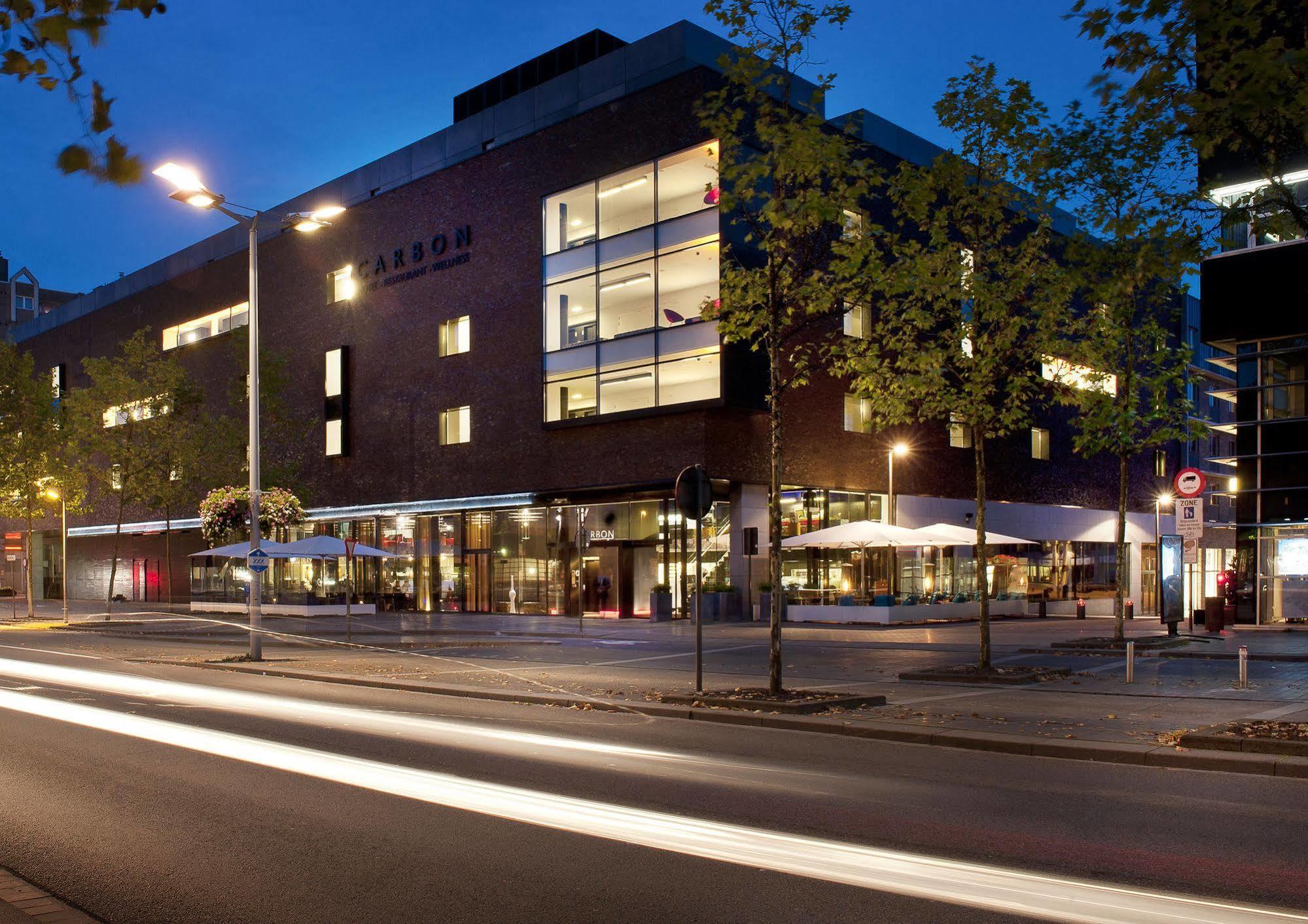 גנק Carbon Hotel מראה חיצוני תמונה